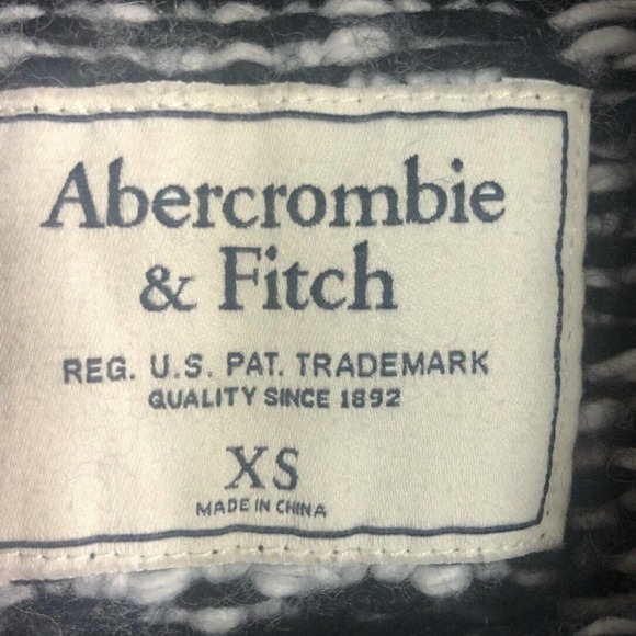 Abercrombie Sweater wool SZ XS Black Turtleneck - Picture 3 of 6